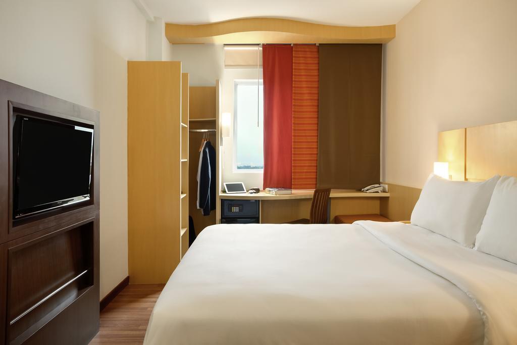 Ibis Chesterfield North - Barlborough Εξωτερικό φωτογραφία