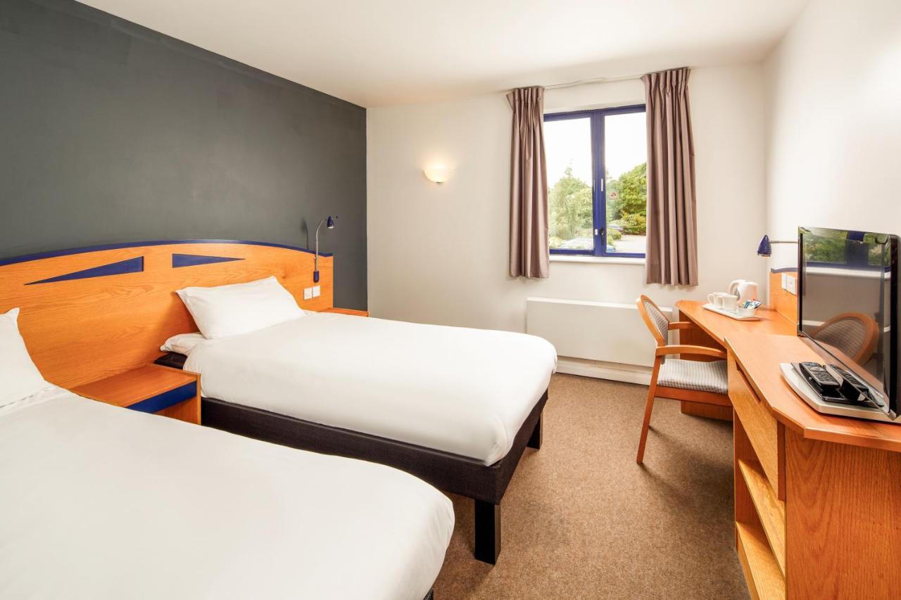 Ibis Chesterfield North - Barlborough Εξωτερικό φωτογραφία